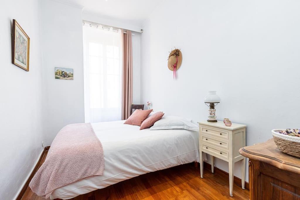 Risso - Comfortable 3 Bedrooms With Balcony Nice Buitenkant foto